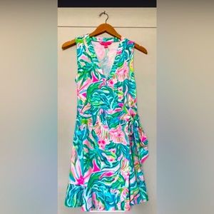 Beautiful Lilly Pulitzer romper in excellent used condition. Size small.